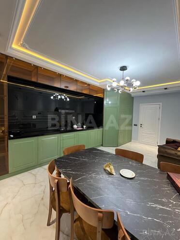3 otaqlı yeni tikili - İnşaatçılar m. - 134 m² (2)