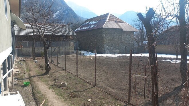4 otaqlı həyət evi/bağ evi - Oğuz - 180 m² (6)
