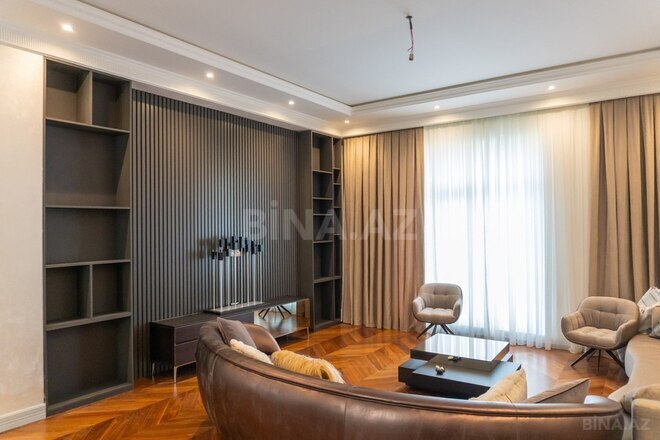6-комн. дом/дача - пос. Бильгях - 900 м² (16)