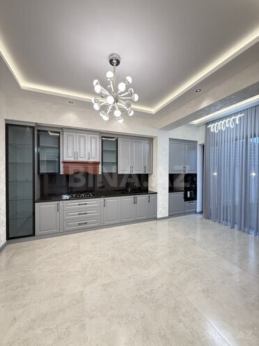 4 otaqlı həyət evi/bağ evi - Şüvəlan q. - 200 m² (18)