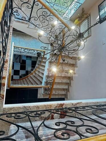 7-комн. дом/дача - пос. Новханы - 370 м² (7)
