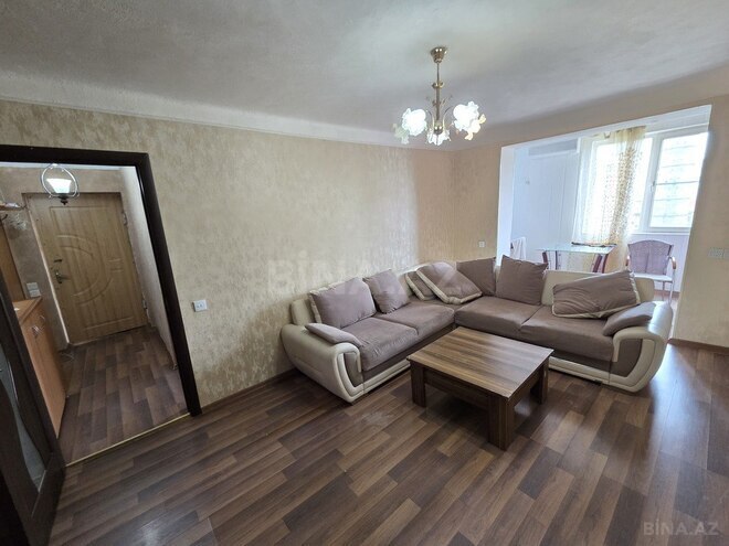 3-комн. вторичка - м. Сахил - 70 м² (1)