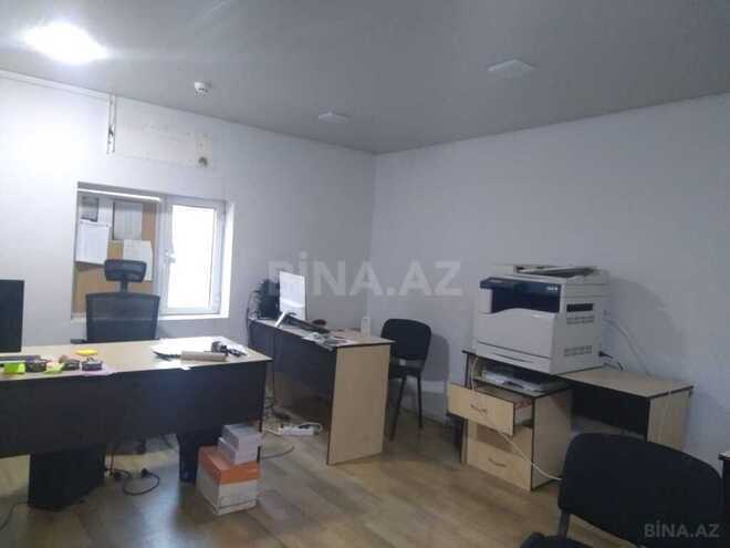 Obyekt - İnşaatçılar m. - 700 m² (10)
