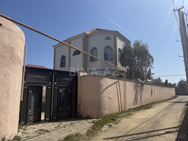 8 otaqlı həyət evi/bağ evi - Mərdəkan q. - 174 m² (1)