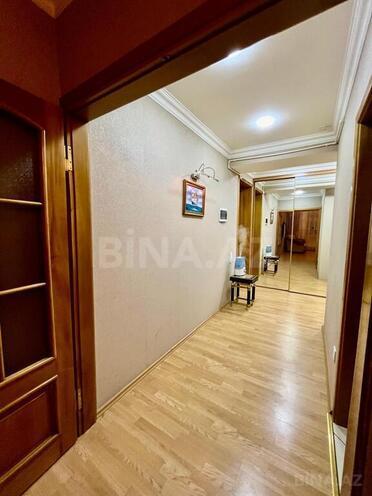 Satılır 3 otaqlı köhnə tikili 85 m², Sahil m., photo 18 from 22