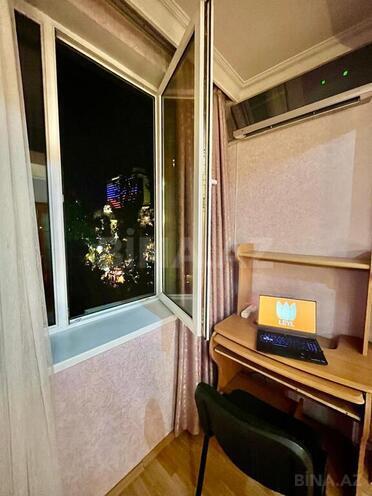 Satılır 3 otaqlı köhnə tikili 85 m², Sahil m., photo 12 from 22