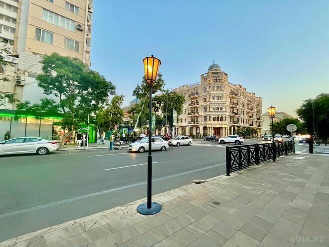 Satılır 3 otaqlı köhnə tikili 85 m², Sahil m., photo 9 from 22