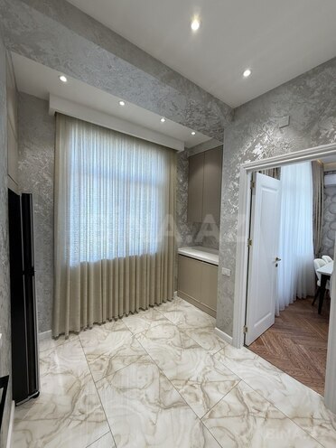 Продаётся 2-комн. новостройка 68 м², м. Элмляр Академиясы, photo 6 from 11