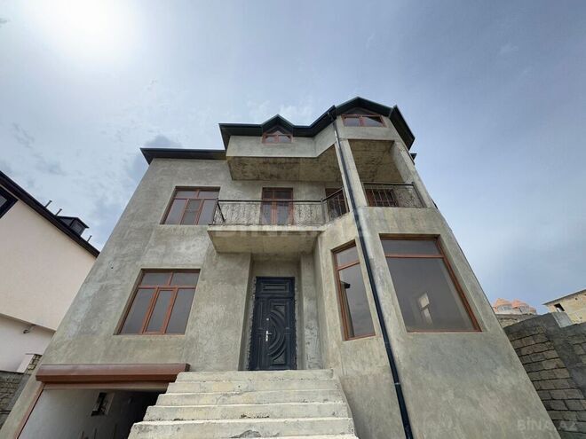 4 otaqlı həyət evi/bağ evi - Badamdar q. - 390 m² (1)