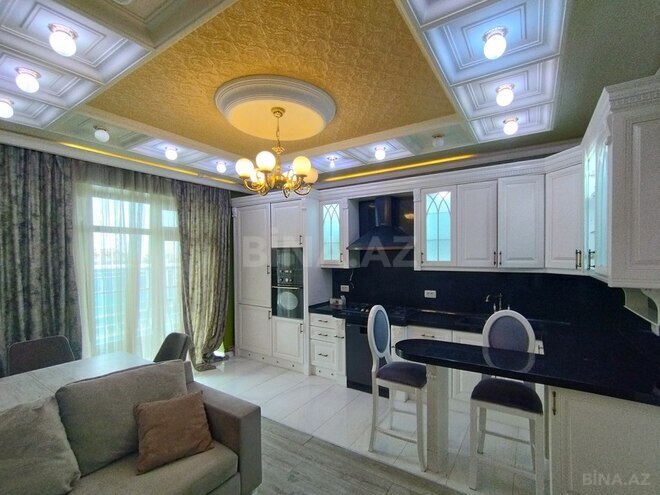 3 otaqlı yeni tikili - 8 Noyabr m. - 95 m² (1)
