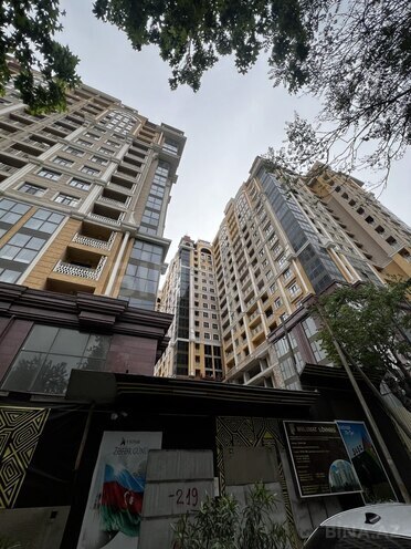 3 otaqlı yeni tikili - 28 May m. - 110 m² (1)