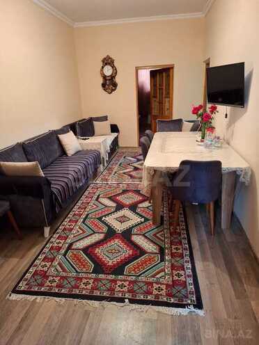 4 otaqlı həyət evi/bağ evi - Suraxanı q. - 200 m² (1)