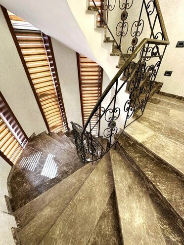 Продаётся 6-комн. дом/дача 550 м², пос. Новханы, photo 16 from 29