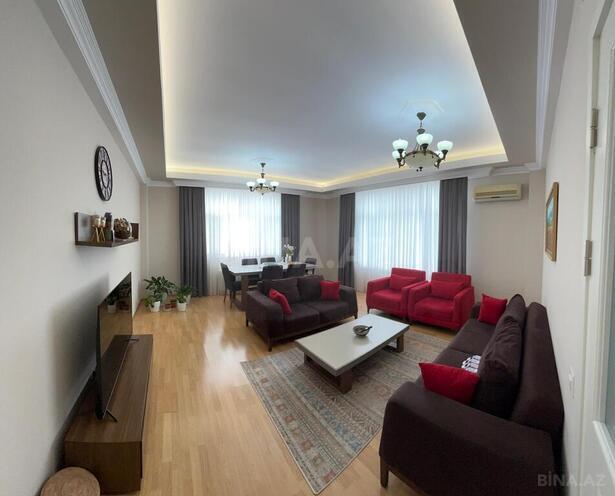 5 otaqlı yeni tikili - Badamdar q. - 150 m² (1)