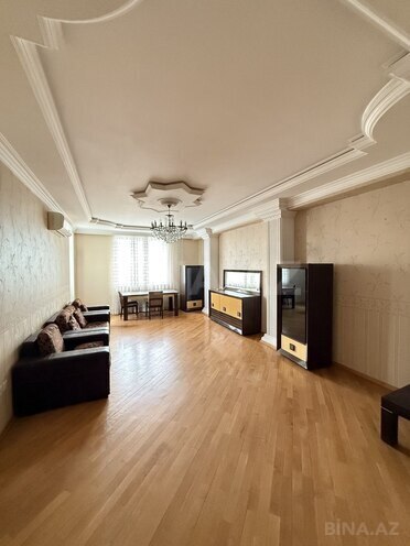 Satılır 7 otaqlı yeni tikili 310 m², Gənclik m., photo 1 from 22