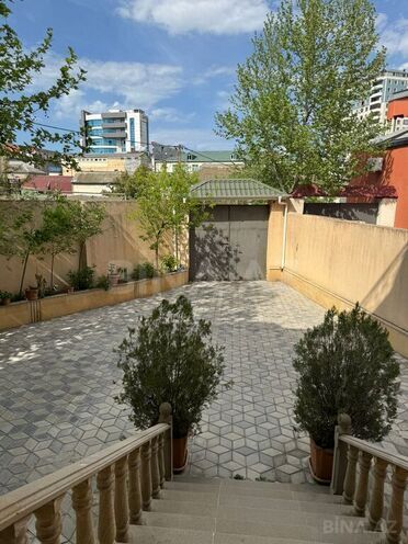 Satılır 5 otaqlı həyət evi/bağ evi 500 m², Azadlıq Prospekti m., photo 4 from 23