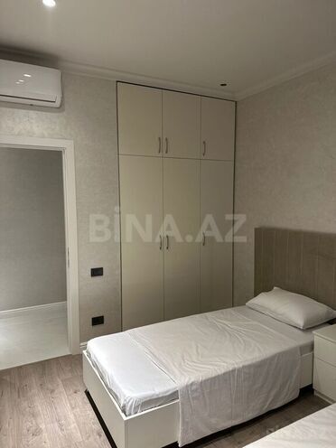 4 otaqlı həyət evi/bağ evi - Pirşağı q. - 200 m² (17)