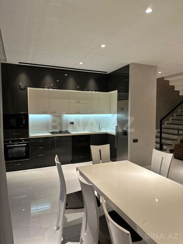4 otaqlı həyət evi/bağ evi - Pirşağı q. - 200 m² (12)