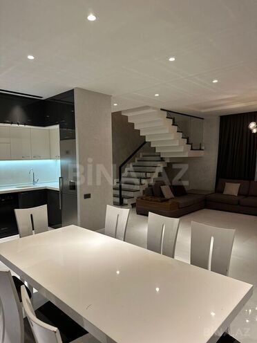 4 otaqlı həyət evi/bağ evi - Pirşağı q. - 200 m² (11)