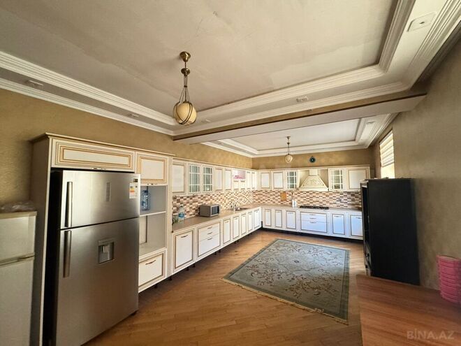7-комн. дом/дача - пос. Бадамдар - 600 м² (25)
