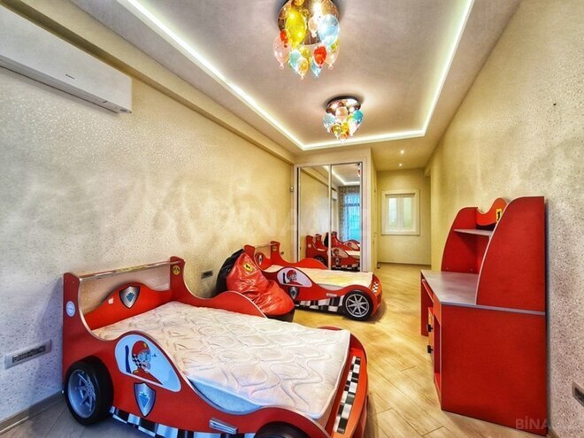 4 otaqlı yeni tikili - Şah İsmayıl Xətai m. - 215 m² (14)