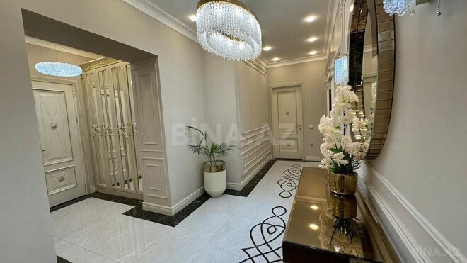 3 otaqlı yeni tikili - 28 May m. - 148 m² (1)