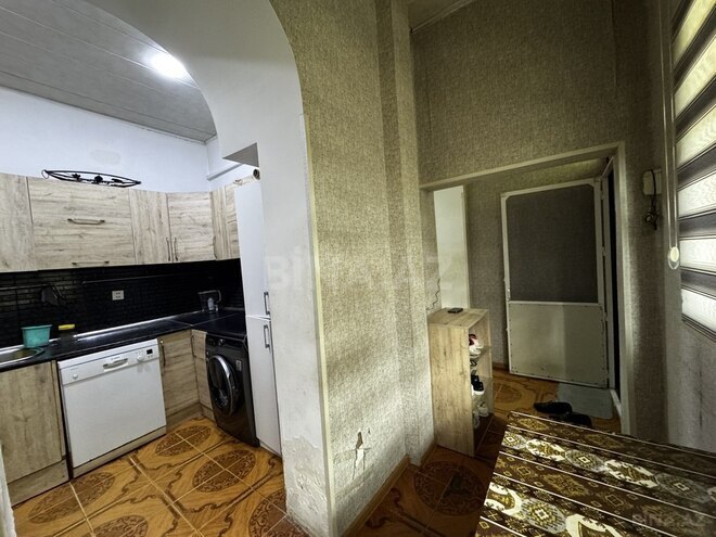 3-комн. вторичка - пос. Бакиханова - 70 м² (12)
