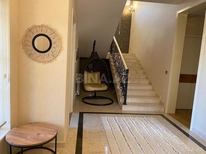 6 otaqlı həyət evi/bağ evi - Novxanı q. - 450 m² (15)