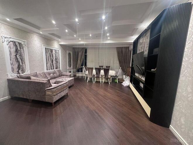 3 otaqlı yeni tikili - Şah İsmayıl Xətai m. - 142 m² (1)