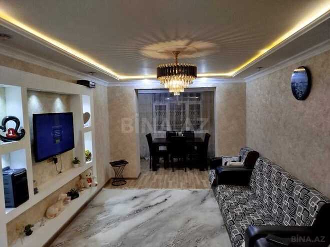3-комн. вторичка - м. Кара Караев - 70 м² (1)