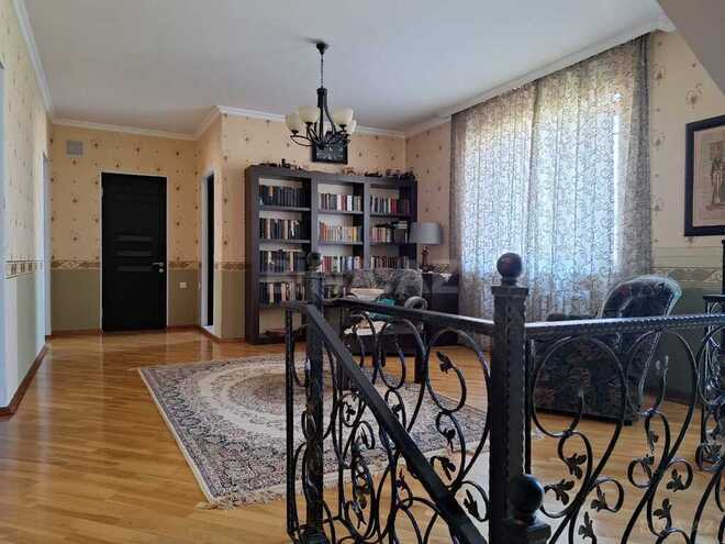 6 otaqlı həyət evi/bağ evi - Badamdar q. - 400 m² (18)