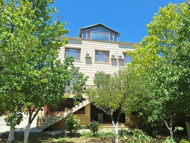 6 otaqlı həyət evi/bağ evi - Badamdar q. - 400 m² (1)