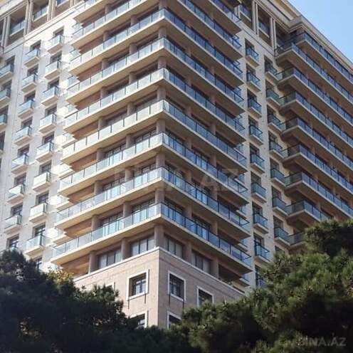 Продаётся 3-комн. новостройка 160 м², м. Низами, photo 1 from 12