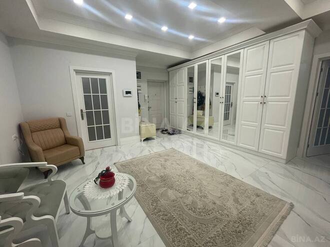 3 otaqlı yeni tikili - Elmlər Akademiyası m. - 156 m² (1)
