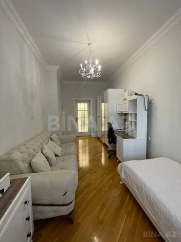 3 otaqlı yeni tikili - Elmlər Akademiyası m. - 156 m² (10)