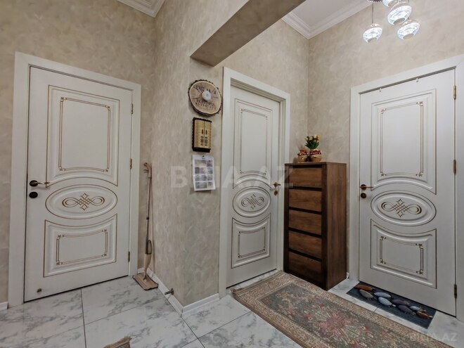3-комн. новостройка - м. Автовокзал - 90 м² (22)
