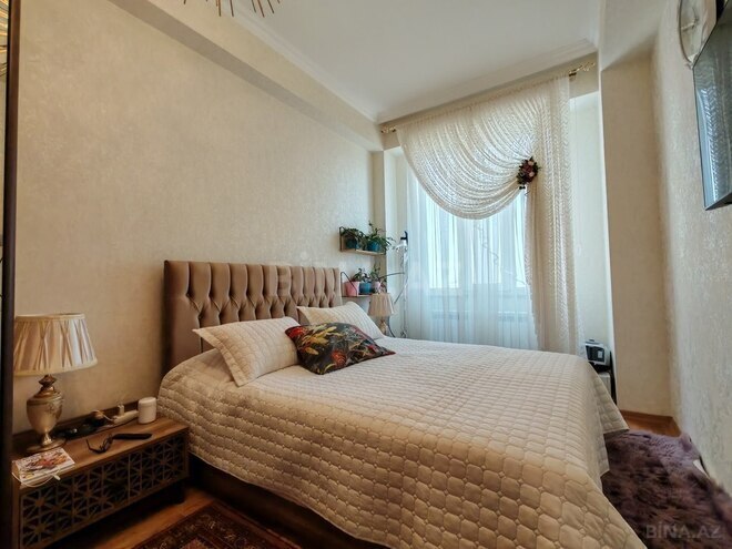 3-комн. новостройка - м. Автовокзал - 90 м² (10)