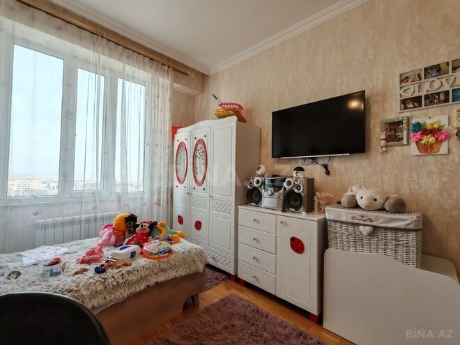 3-комн. новостройка - м. Автовокзал - 90 м² (13)