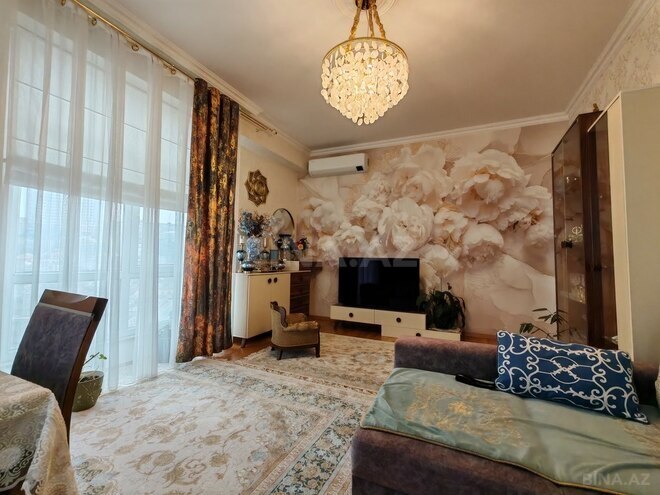 3-комн. новостройка - м. Автовокзал - 90 м² (5)