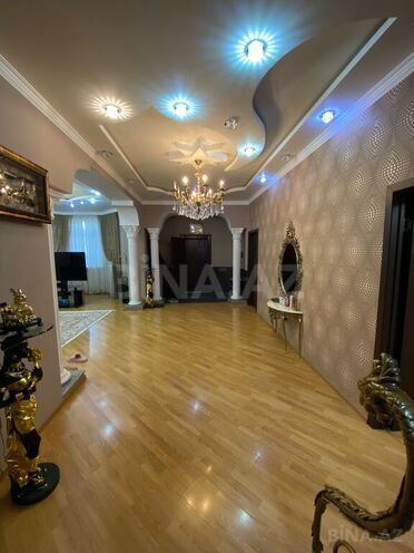 6 otaqlı həyət evi/bağ evi - 9-cu mikrorayon q. - 400 m² (19)