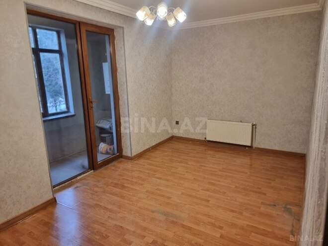 3-комн. вторичка - Насиминский  р. - 70 м² (2)