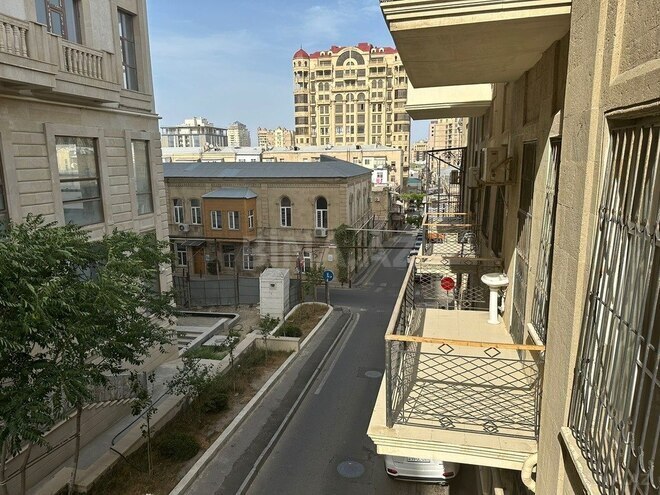 5-комн. вторичка - м. Ичеришехер - 190 м² (3)