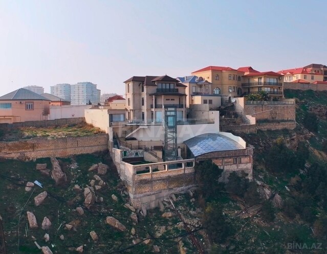 9 otaqlı həyət evi/bağ evi - Badamdar q. - 700 m² (1)