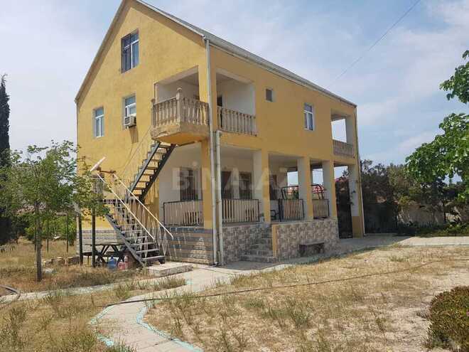 6-комн. дом/дача - пос. Горадил - 225 м² (3)