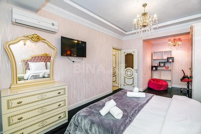 3-комн. новостройка - м. Шах Исмаил Хатаи - 120 м² (10)