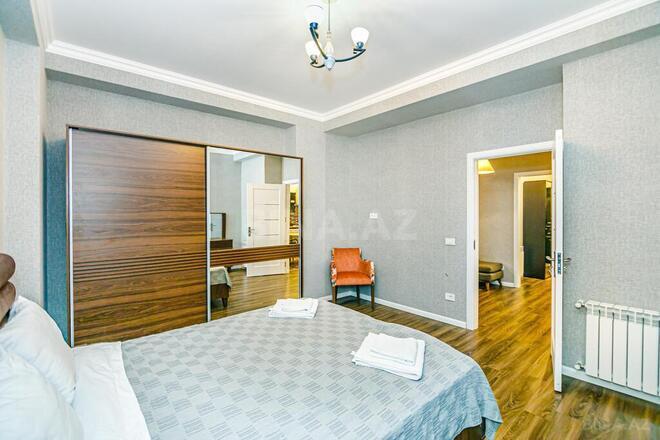 İcarəyə verilir 2 otaqlı yeni tikili 110 m², Bayıl q., photo 22 from 32