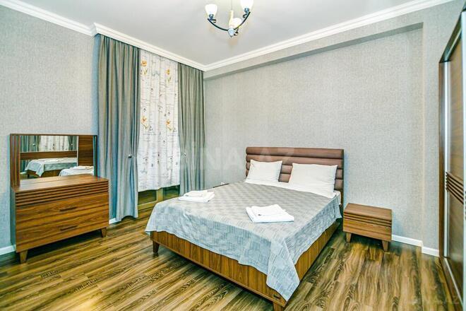 İcarəyə verilir 2 otaqlı yeni tikili 110 m², Bayıl q., photo 23 from 32