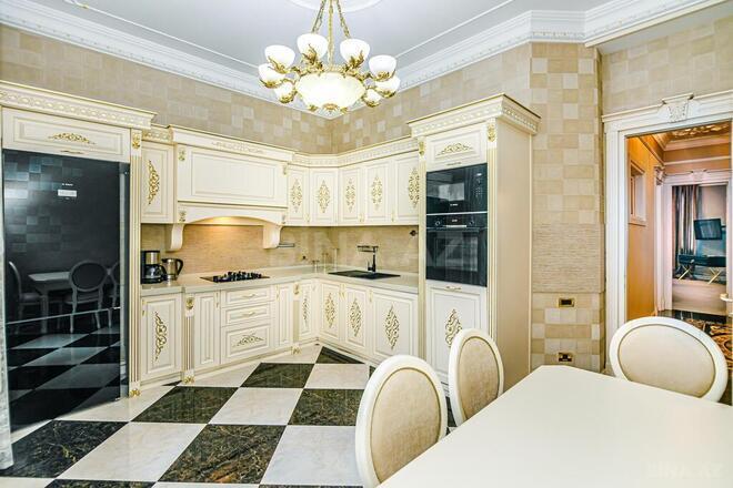 3-комн. новостройка - Сабаильский р. - 180 м² (17)