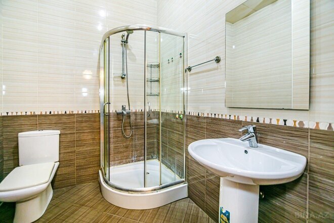 İcarəyə verilir 3 otaqlı yeni tikili 160 m², 28 May m., photo 16 from 32