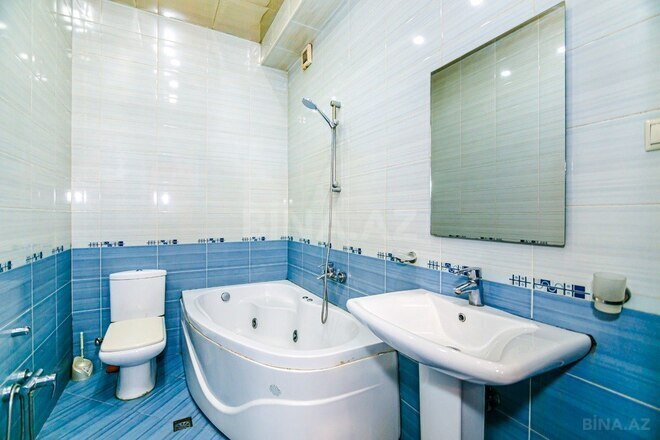 İcarəyə verilir 3 otaqlı yeni tikili 160 m², 28 May m., photo 29 from 32